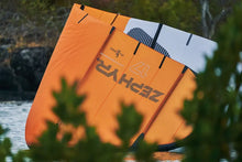 Load image into Gallery viewer, ZEPHYR V8 ULTRA X: LightWind Specific Ozone Kites