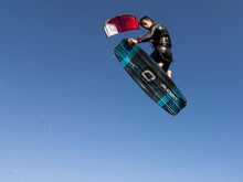 Load image into Gallery viewer, TORQUE V4 - Performance Freeride / Freestyle Twinti Ozone Kites