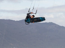 Load image into Gallery viewer, TORQUE V4 - Performance Freeride / Freestyle Twinti Ozone Kites