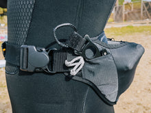 Load image into Gallery viewer, ozone Stash Belt Black waist bag for parawing packing foil knife pocket