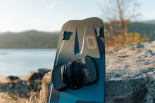 Load image into Gallery viewer, Ozone Kites TORQUE V3 Performance Twintip Kingzspot Lisbon Kitesurf Lisboa prancha asa kite portugal