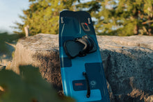 Load image into Gallery viewer, Ozone Kites TORQUE V3 Performance Twintip Kingzspot Lisbon Kitesurf Lisboa prancha asa kite portugal