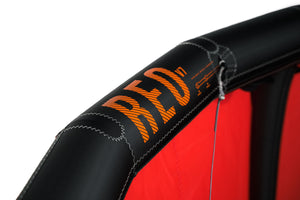 REO V7: Pure Wave Kite