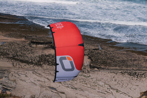 REO V7: Pure Wave Kite